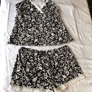 NWT Marilyn Monroe pj set